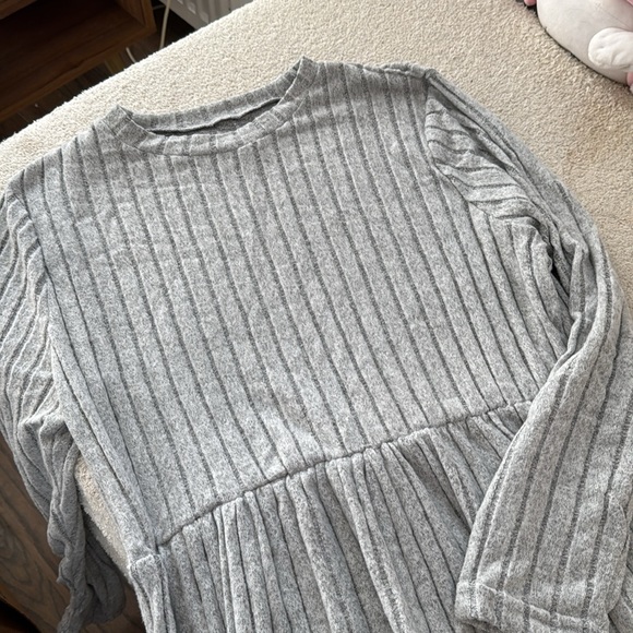 GRAY DRESS - Picture 2 of 2